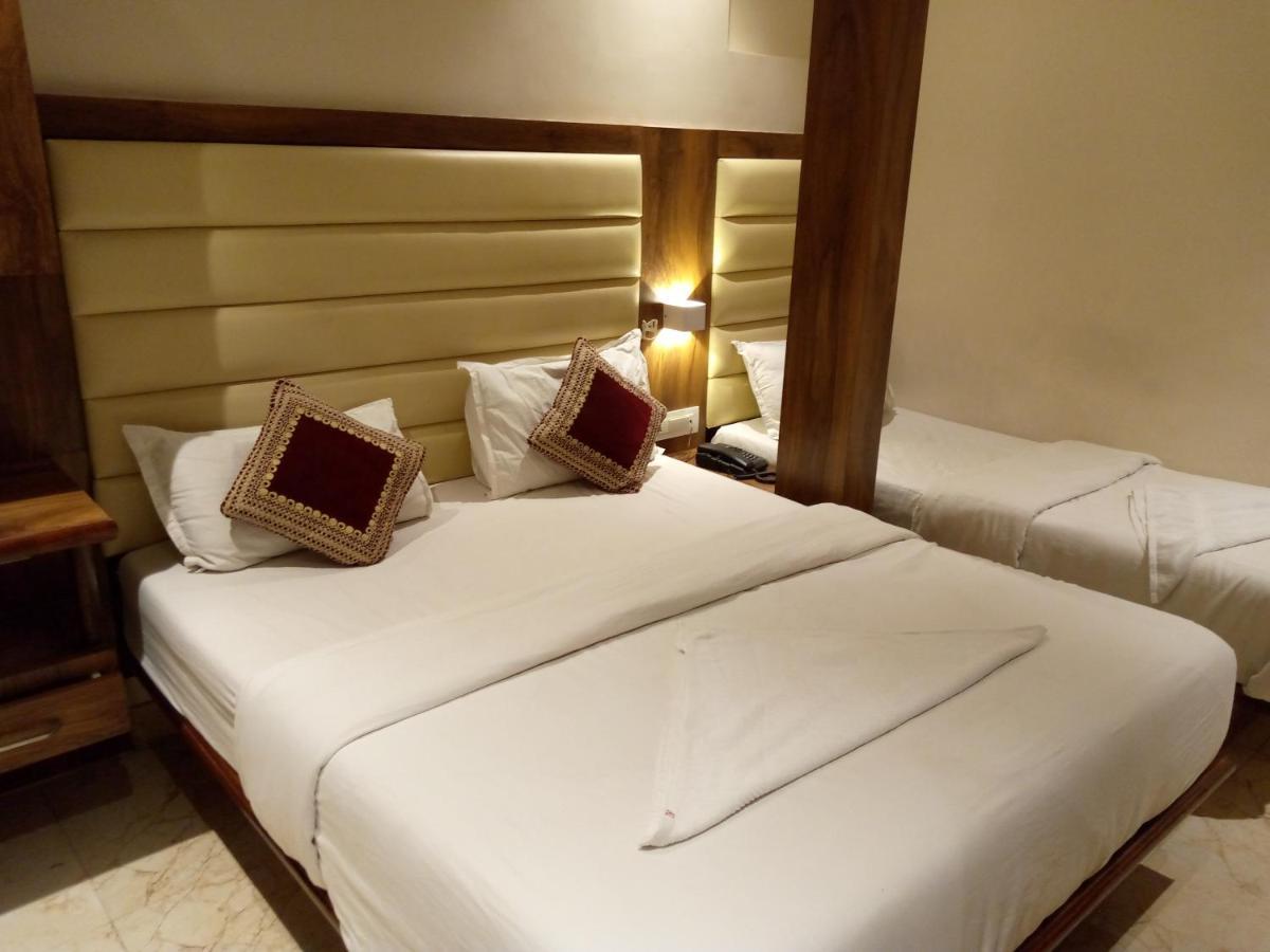Hotel Adams Inn Near Mumbai Airport מראה חיצוני תמונה