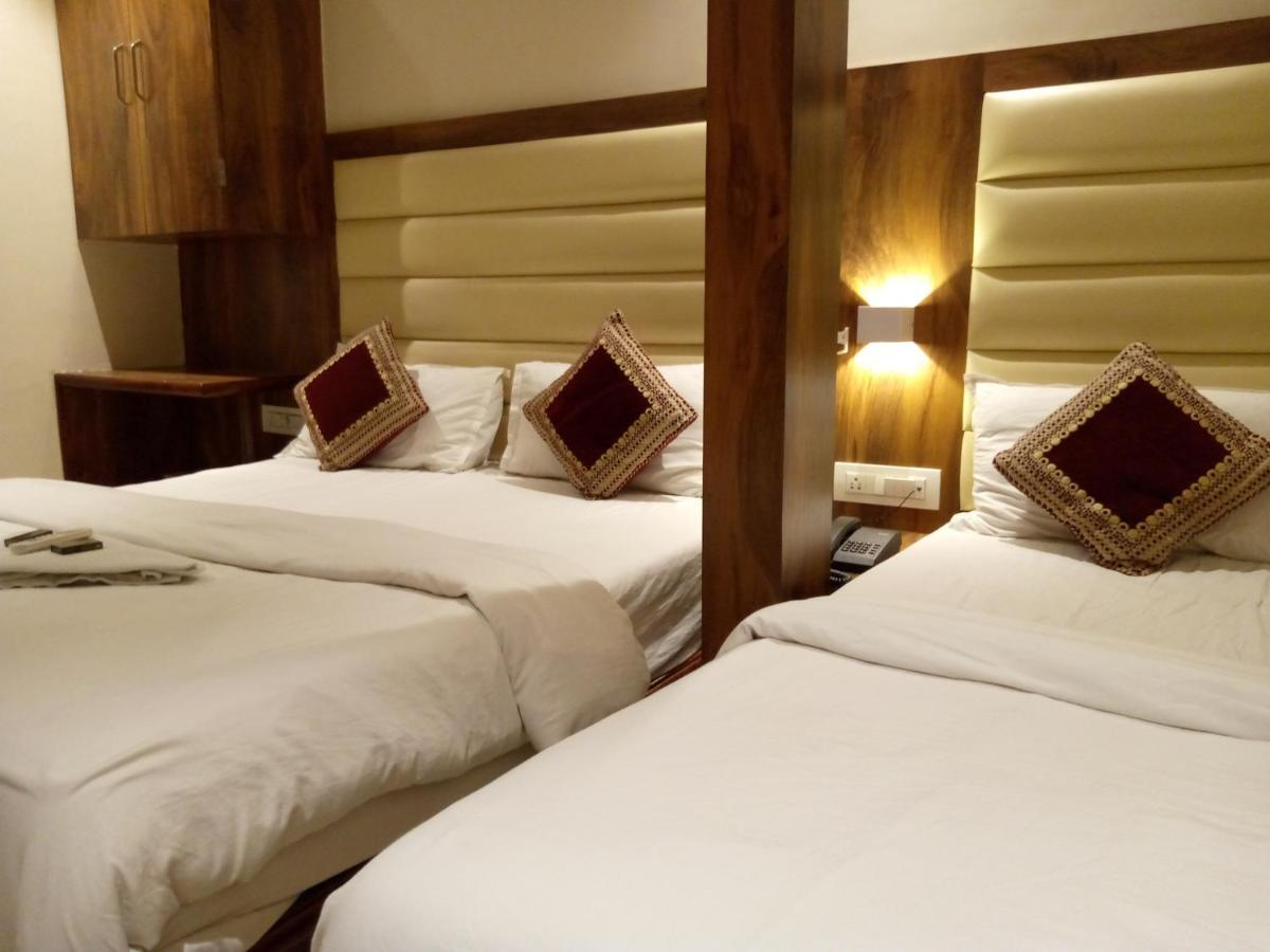 Hotel Adams Inn Near Mumbai Airport מראה חיצוני תמונה